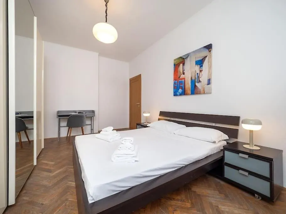Keys Of Italy - Rembrandt 9 Cozy Apartment Milan 0*,  Italy